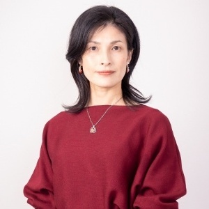 岸村七重